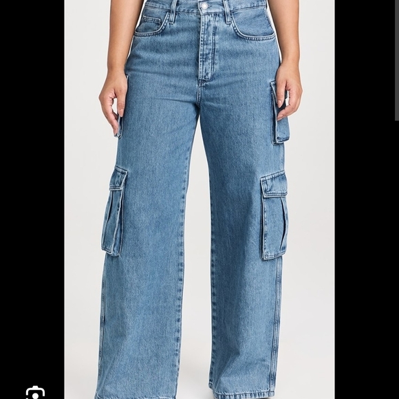 Favorite Daughter 'The Carly Shortie Cargo Jeans' - Picture 7 of 7